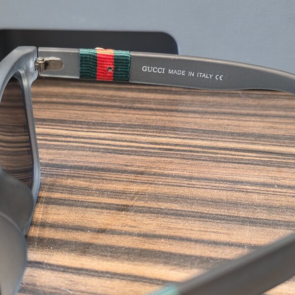 GUCCI Oversized Gray Transparent Sunglasses – Made in Italy | Unisex Designer Ey - Picture 5 of 9